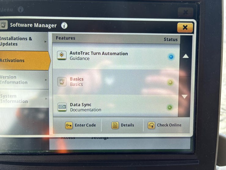 2022-john-deere-600r-image-93