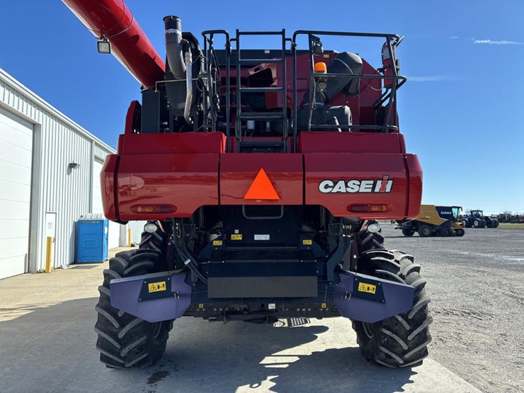 2012-case-ih-8230-image-6