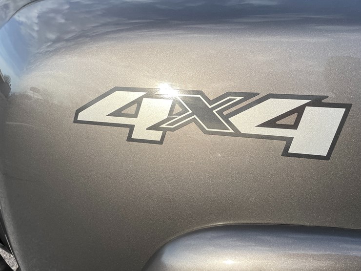 2012-chevrolet-3500hd-image-29