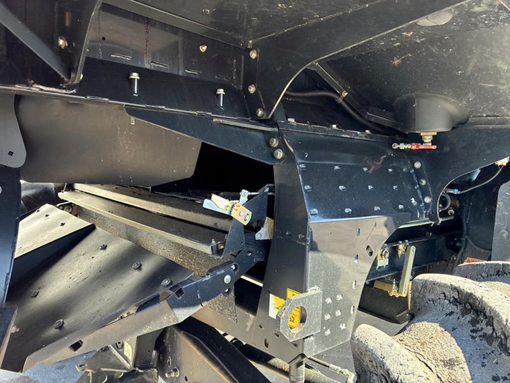 2012-case-ih-8230-image-68