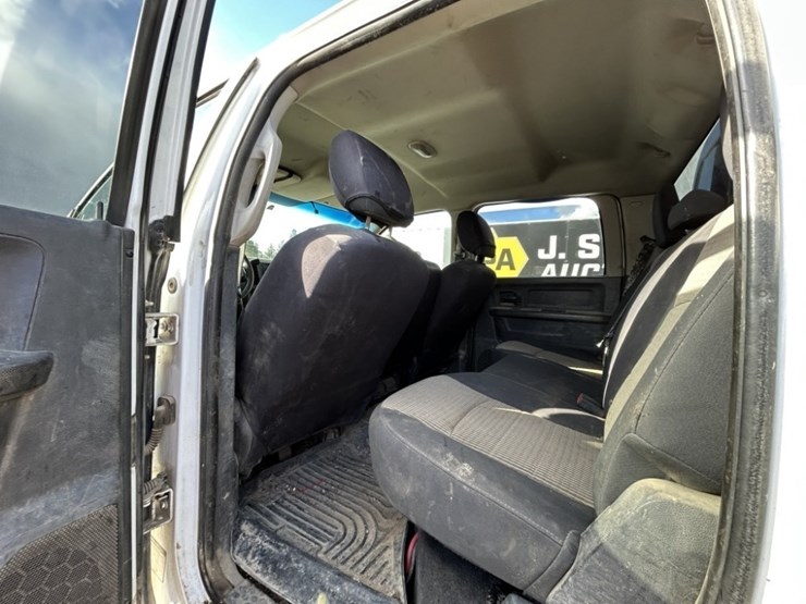 2012-dodge-ram-2500-image-27