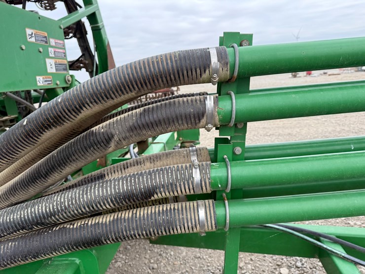 john-deere-1890-image-33