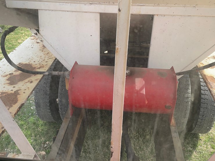 tag-#145,-1995-kenworth-tandem-tender-truck-image-27