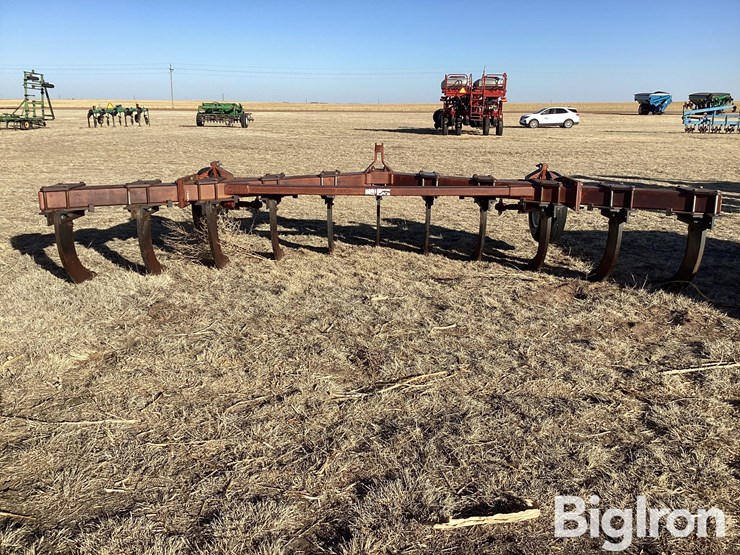 hiniker-vp-11-shank-ripper-image-6