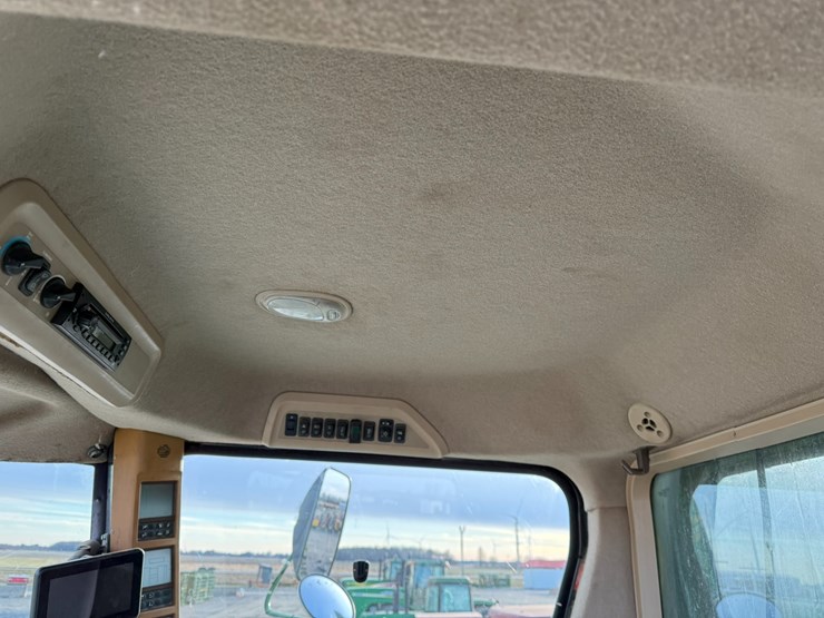 2009-john-deere-9870-sts-image-123