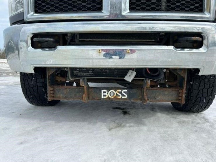 2014-ram-2500-hd-image-33