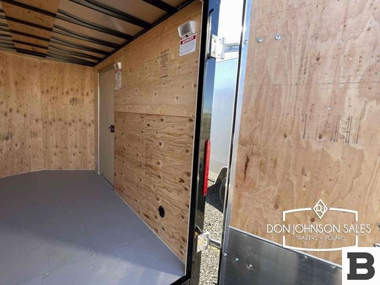 2023-c&b-10-6x10+16"-enclosed-cargo-trailer-image-9
