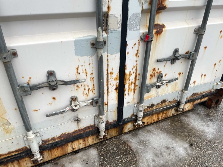 #1440-•-used-40'-shipping-container-(of)-image-8