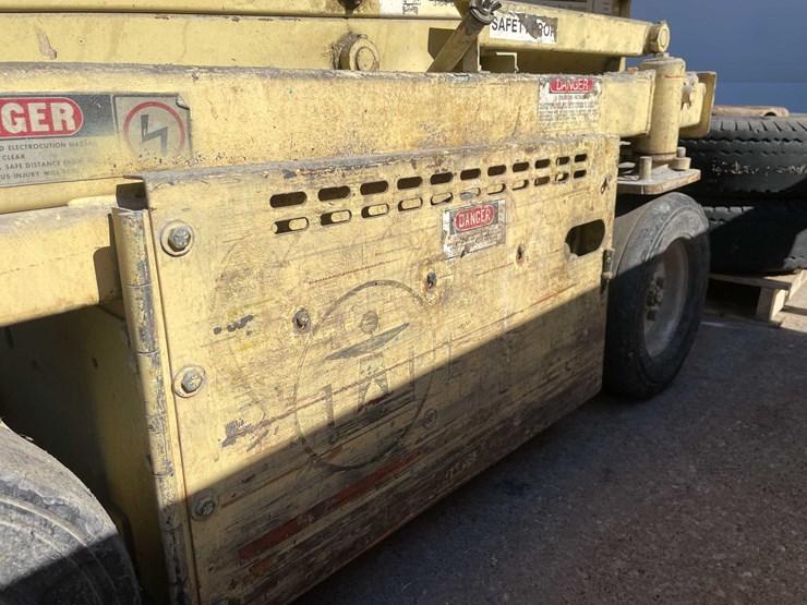 #1446-•-jlg-cm-1432-(o4)-image-22