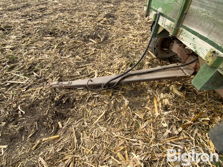 hydraulic-dump-wagon-image-10