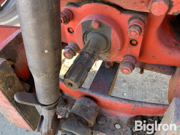 1967-case-830-2wd-tractor-image-19