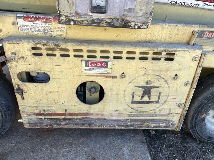 #1446-•-jlg-cm-1432-(o4)-image-16