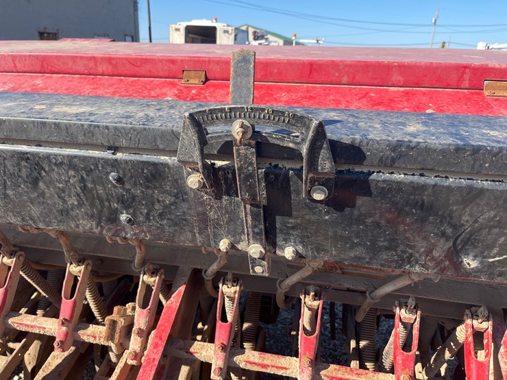 international-5100-image-10