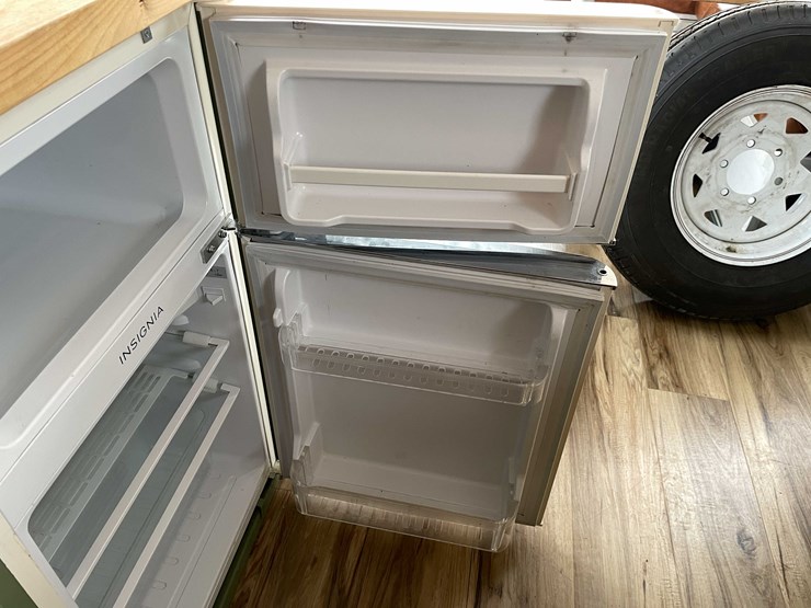 #1435-•-1978-airstream-land-yacht-31'---fully-remodeled,-road-ready-(has-wi-title)-(of)-image-83