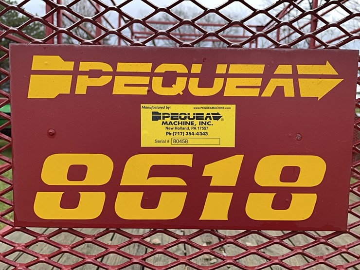 tag-#157,-18'-pequea-bale-wagon-image-3