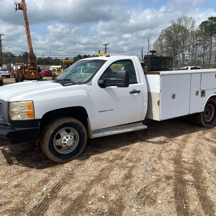 2010 CHEVROLET SILVERADO 3500