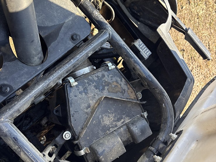 2023-kawasaki-kaf400r-mule-4x4-utv-image-18