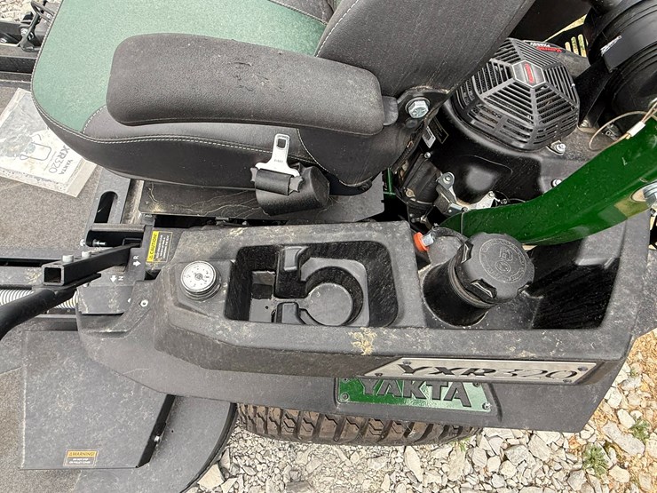 #8-•-unused-yakta-yxr320-61"-zero-turn-mower-198025-inv#-40695-image-20