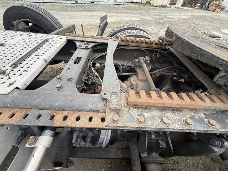 2017-international-prostar-image-41