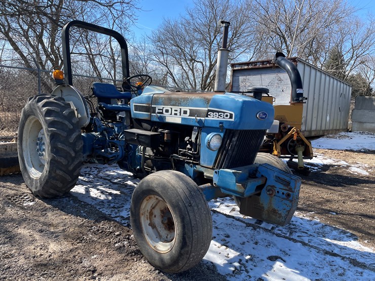 1997-ford-3930-image-3