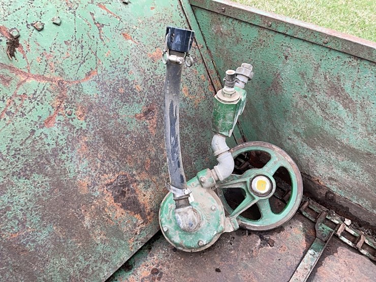 tag-#274,-jd-h47-manure-spreader-image-11