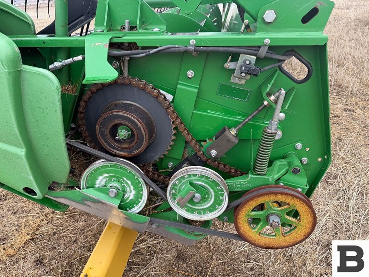 john-deere-635f-image-9