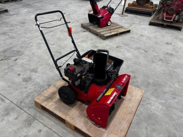 yard-machines-22-in.-snowblower-image-3