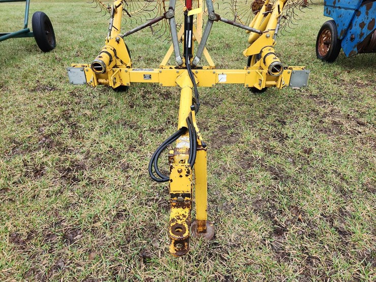 tag-#65,-vermeer-rake-image-8