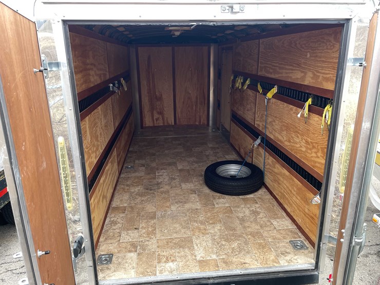 #1432-•-2013-forest-river-14'-enclosed-trailer-(has-certificate-of-origin)-image-28