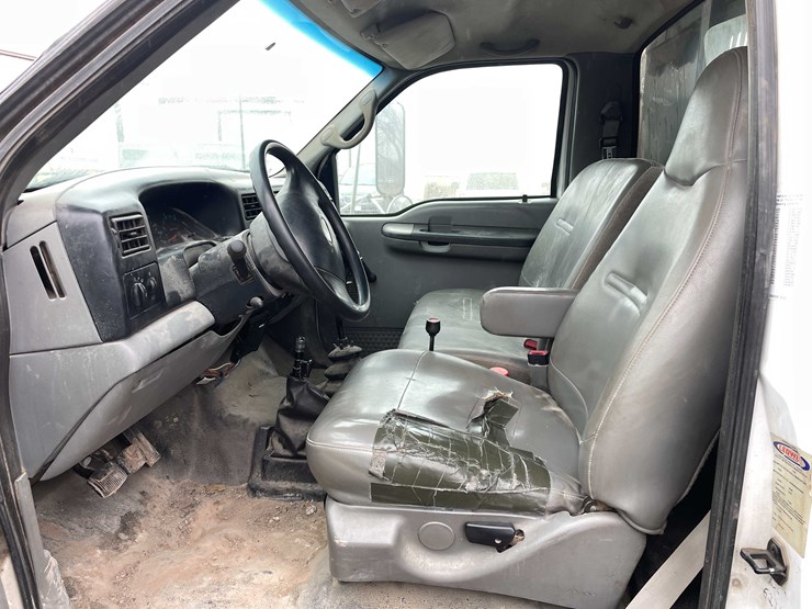 2006-ford-f650-xl-image-52