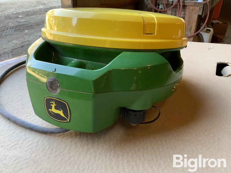 2023-john-deere-7000-image-7