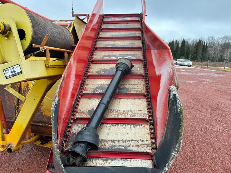 kelly-ryan-2w08-image-15