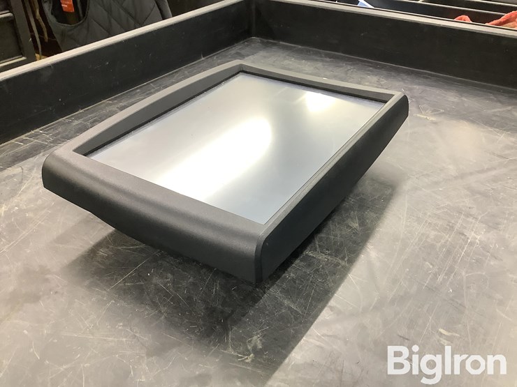 2017-case-ih-700-image-4