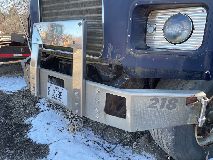 1993-mack-dm690s-image-8