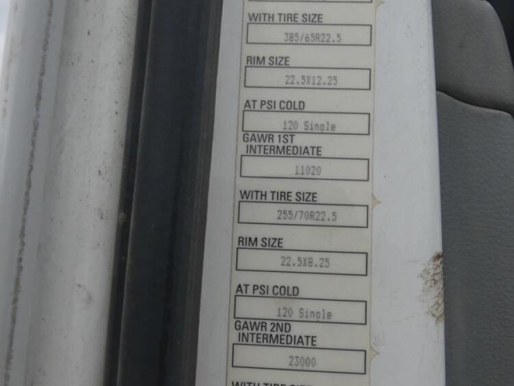 2016-kenworth-t880-image-22