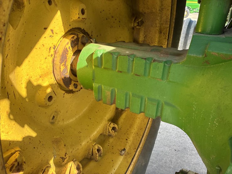 1984-john-deere-4650-image-52