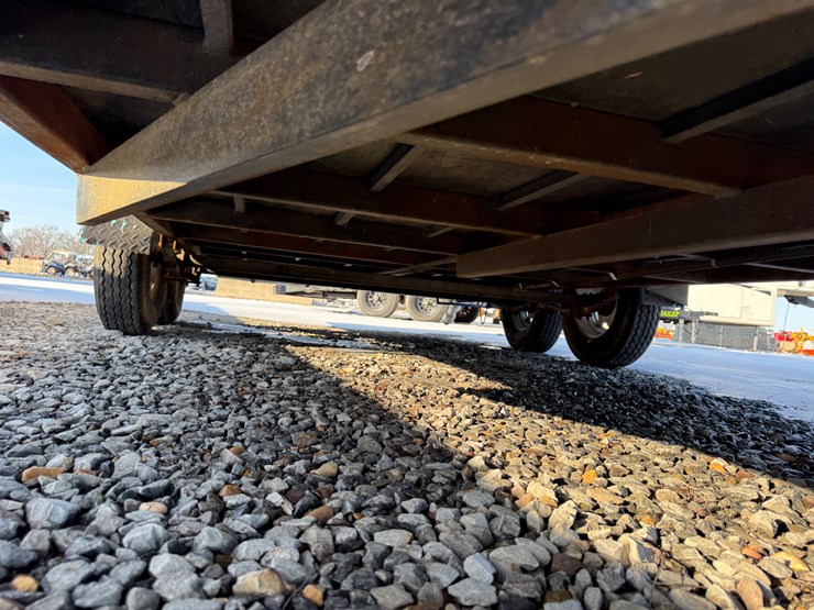 #252-•-t/a-16'-enclosed-food-trailer-inv#-35094-image-22