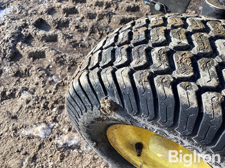 2022-john-deere-x350-image-18