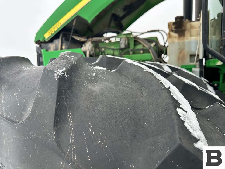 2005-john-deere-9320-image-37