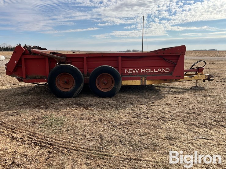 new-holland-791-image-4