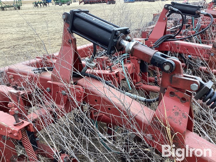 shop-built/case-12r30-strip-till-bar-image-18