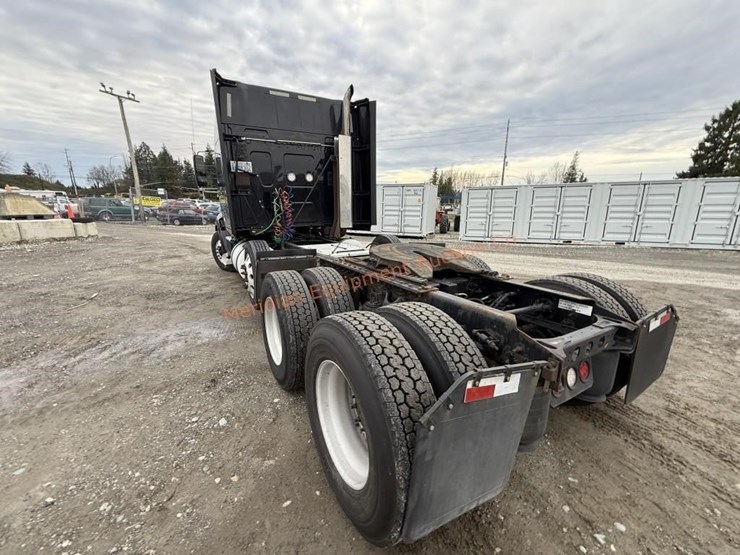 2017-international-prostar-image-5