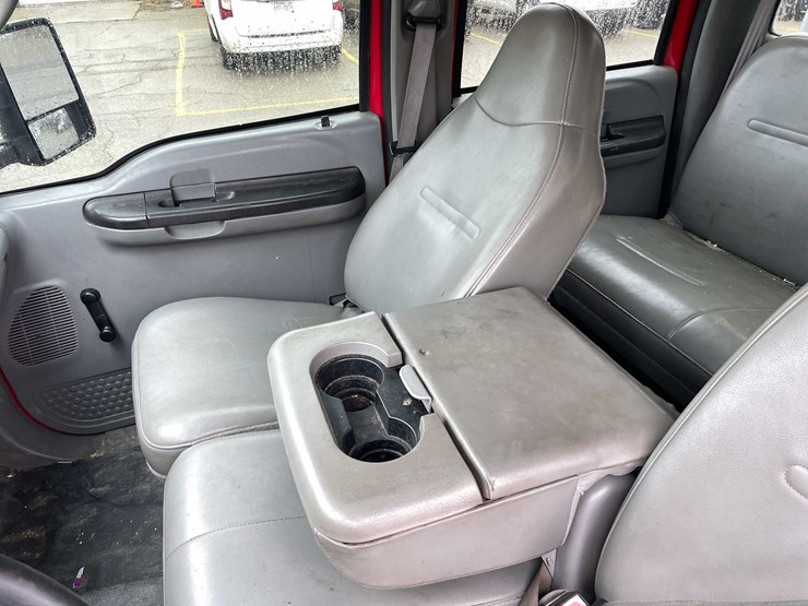 2006-ford-f350-xl-image-57