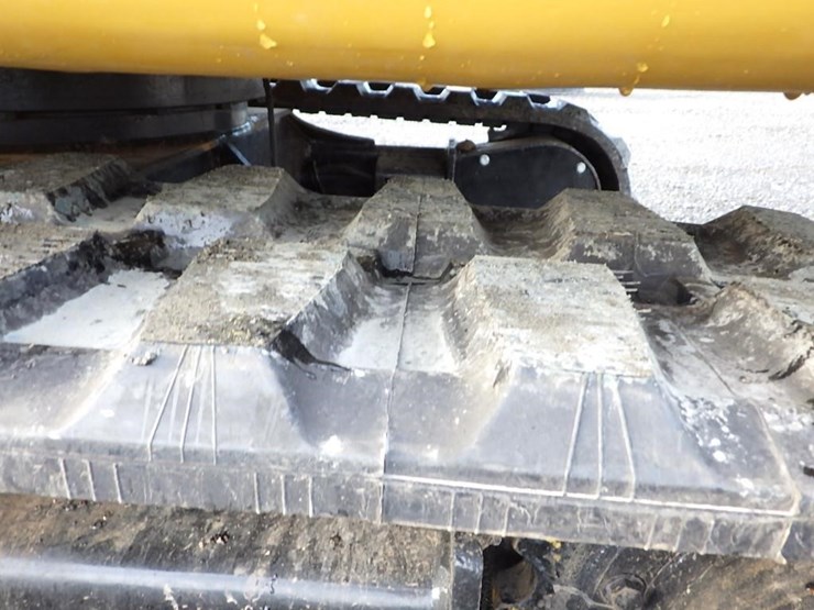 caterpillar-305.5-image-40