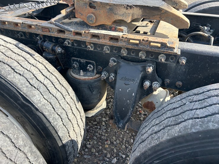 #39248-•-2000-freightliner-fd1-t/a-single-cab-truck-tractor-1fuy3mcb2ylb03327-image-26