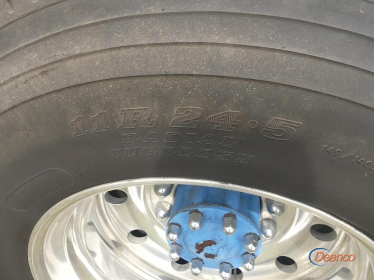 1973-kenworth-w925a-truck-tractor,-s/n-133656:-1693-ta-cat,-425hp,-18-sp.,-4:11-rears,-air-ride,-wet-kit-image-5