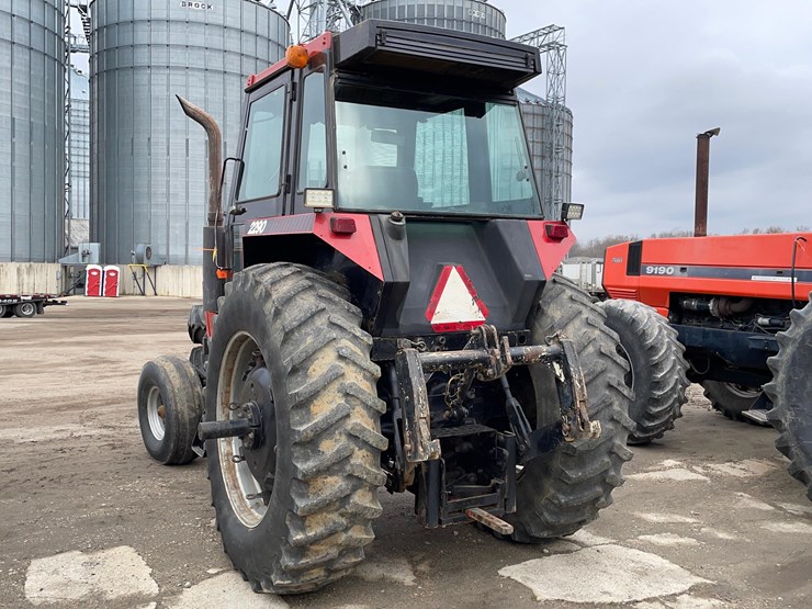 tag-#56,-1979-case-2290-tractor-image-9