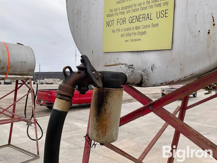 free-standing-300-gal-diesel-tank-image-9