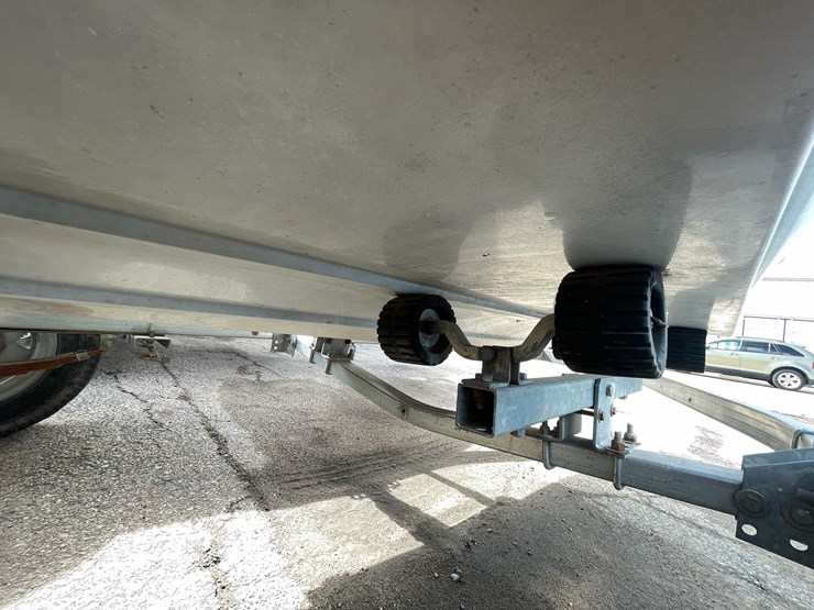 #1436-•-1992-glasstream-145-deluxe-14'-boat-(no-title)-(of)-image-18