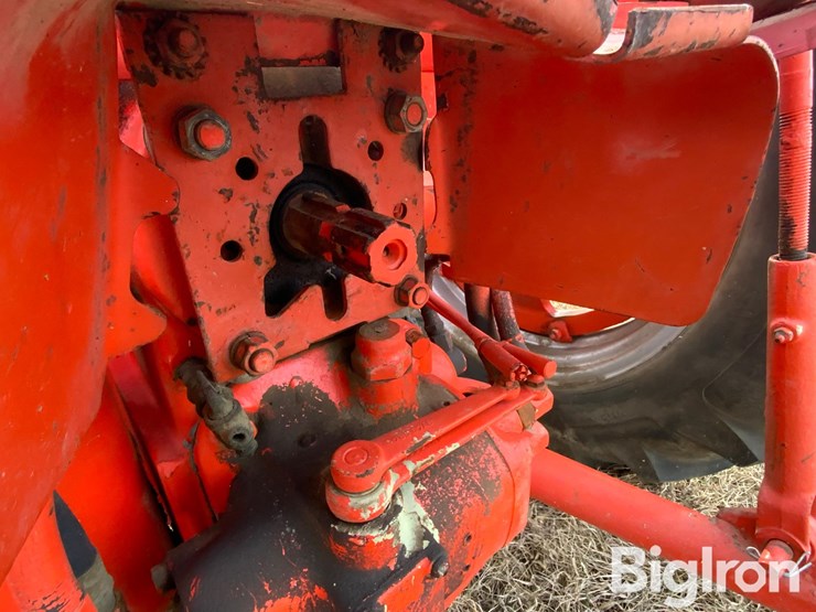 1947-case-dc-2wd-tractor-image-12